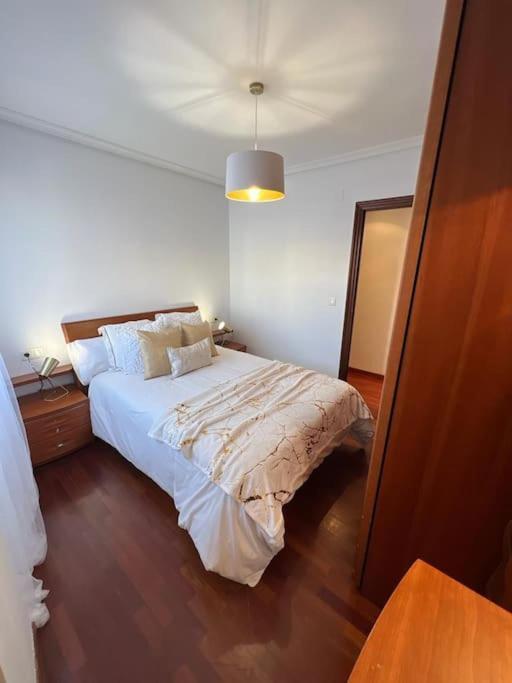 Piso Confort Y Detalles Ourense Apartman Kültér fotó